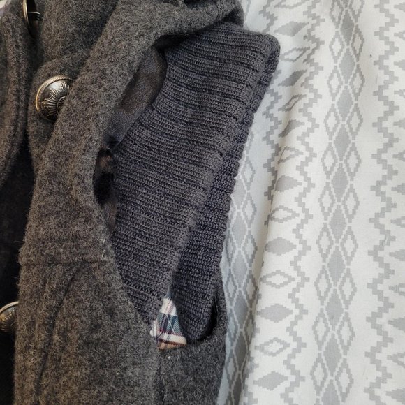 Community hooded wool vest.  Size S. - Picture 4 of 15